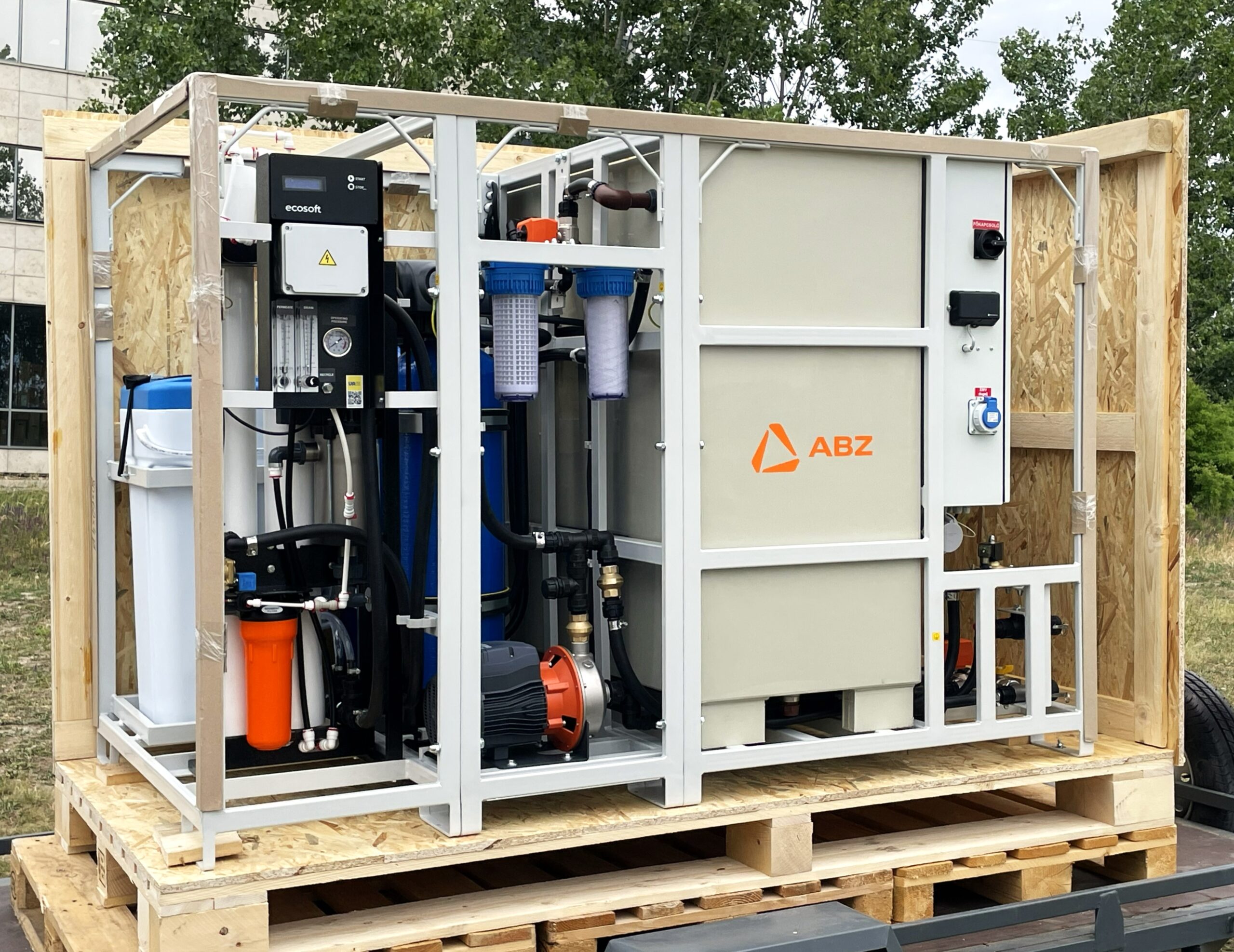ABZ Innovation Introduces the ABZ Clean Station: The World’s First Purpose-Built Ground Station for Drone-Based Cleaning