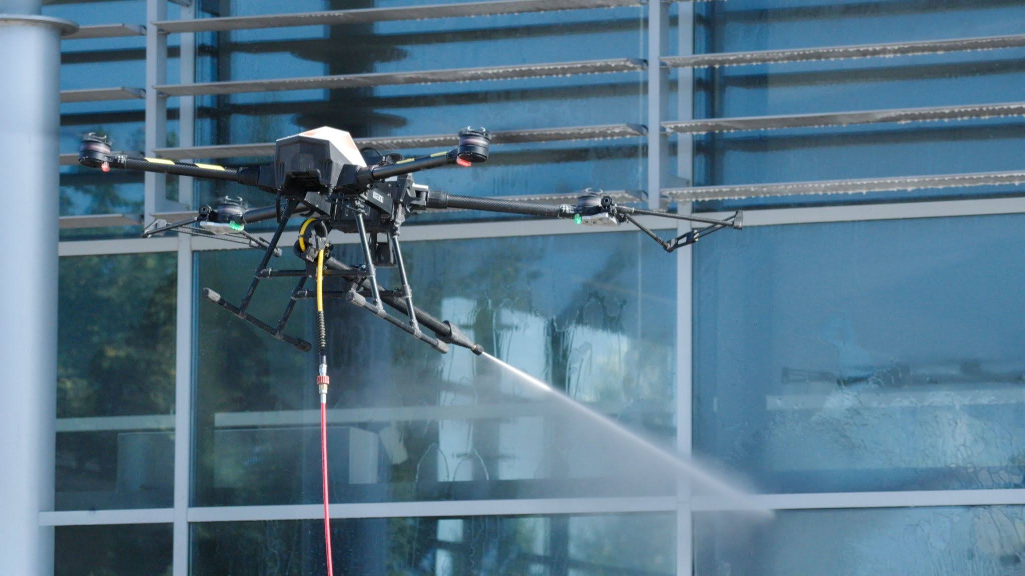 ABZ Innovation C10: A Smarter Way to Clean at Height